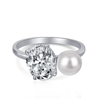 Ariana Pearl Ring